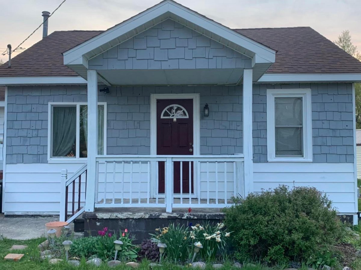 Give Your Home a Fresh New Look with Michigan Repair And Maintenance Inc.'s Exterior Painting Services in Marine City, Michigan